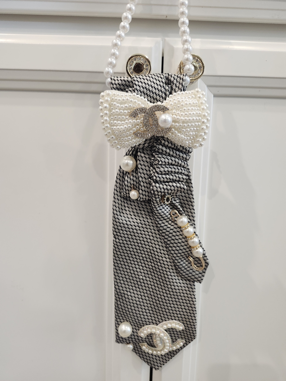 Pearl-Embellished Black & White Bow Statement Tie Necklace - Designer Style